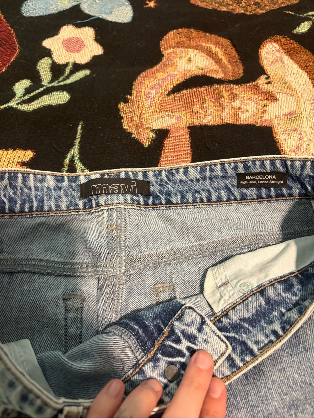 MAVI High Rise Ripped Jeans - Picture 5 of 6